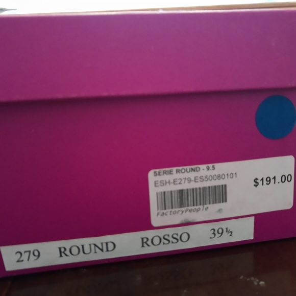 Vero Cuoio red leather 3 inch heels. Size 9 - Picture 12 of 16